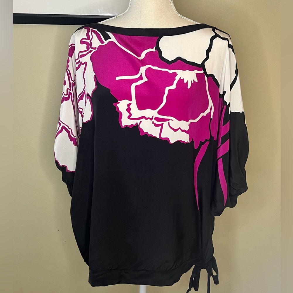 Tahari silk purple and black blouse. EUC Size L